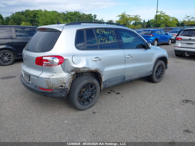WVGJV3AX3EW596627 Volkswagen 2014