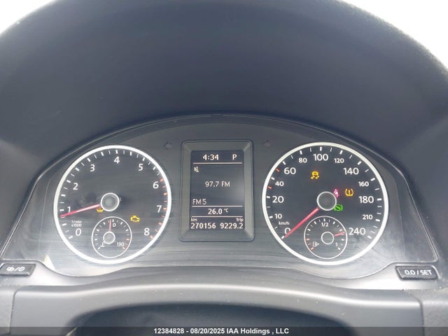WVGJV3AX3EW596627 Volkswagen 2014
