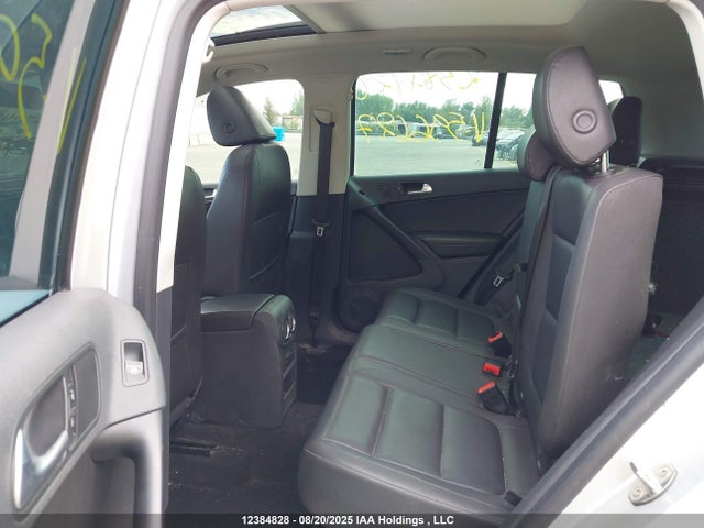 WVGJV3AX3EW596627 Volkswagen 2014