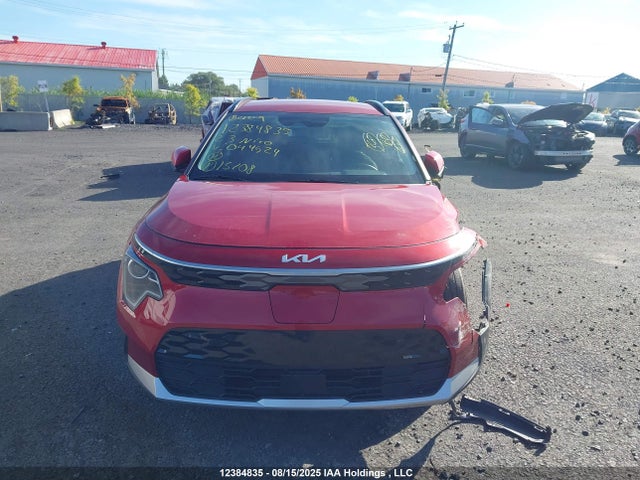 KIA Niro 2023 KNDCR3L12P5044524 Image 13