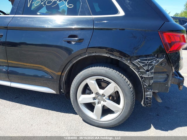 Audi Q5 2018 WA1BNAFY7J2020596 Image 21
