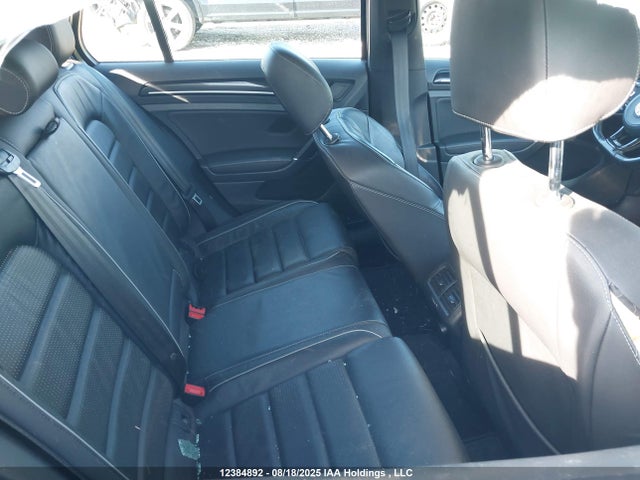 WVWVF7AU2JW120623 Volkswagen Golf R
