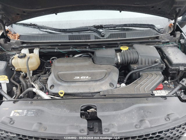 Chrysler Pacifica 2018 2C4RC1DG7JR234199 Image 10