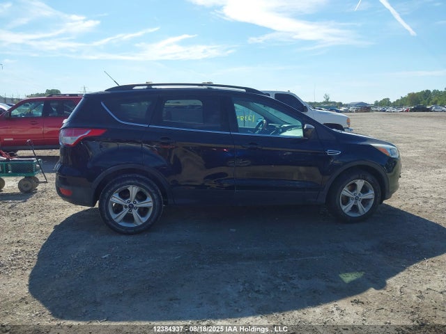 1FMCU9G94GUC30732 Ford 2016