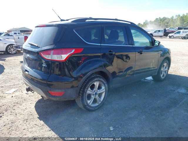 1FMCU9G94GUC30732 Ford 2016