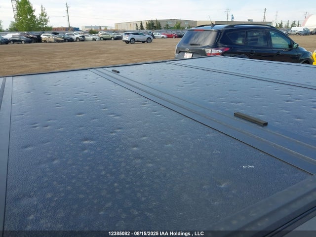 3GCUKREC8JG535125 Chevrolet Silverado 1500 1lt/2lt