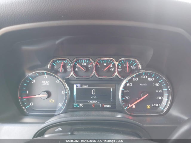 3GCUKREC8JG535125 Chevrolet Silverado 1500 1lt/2lt