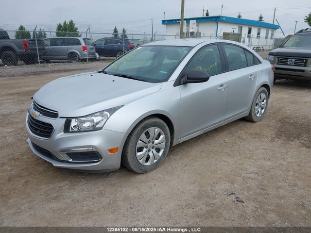 1G1PL5SH0F7237229 Chevrolet luw