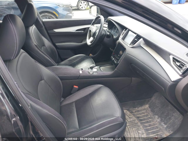 3PCAJ5M38KF127814 Infiniti QX50