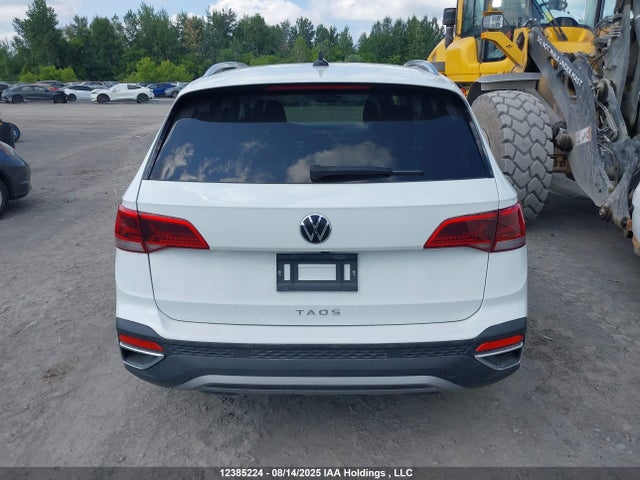 3VVSX7B28RM092658 Volkswagen tsi