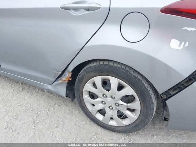 Hyundai dohc mpi nu 2015 5NPDH4AE7FH551257 Image 6