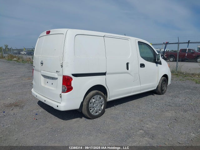 3N6CM0KNXJK698327 Nissan NV200