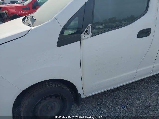 3N6CM0KNXJK698327 Nissan NV200
