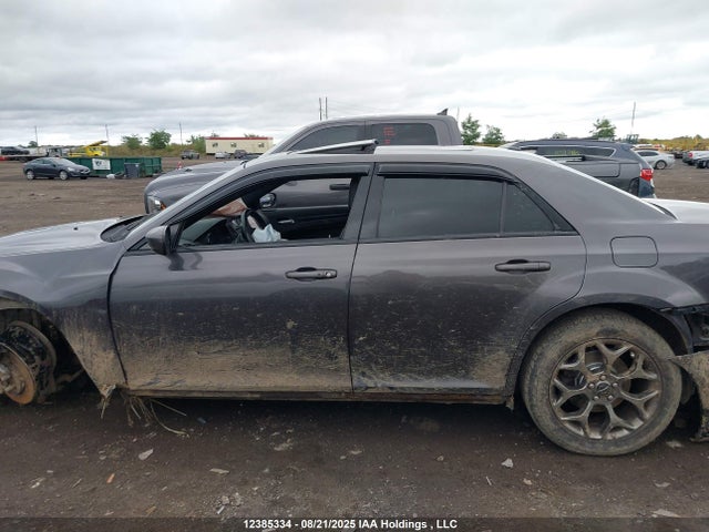 2C3CCAGG8FH830795 Chrysler 300