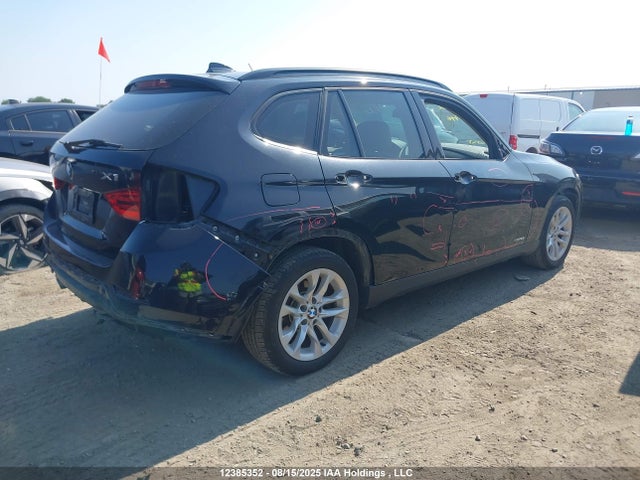 WBAVL1C57FVY38996 BMW X1