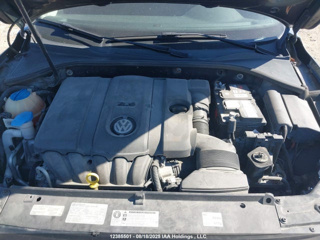 1VWAH7A34EC014341 Volkswagen 2014