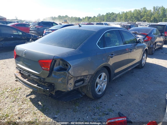 1VWAH7A34EC014341 Volkswagen 2014