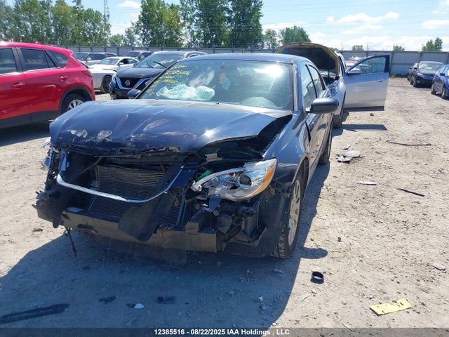 1C3CCBAB9EN115422 Chrysler 200