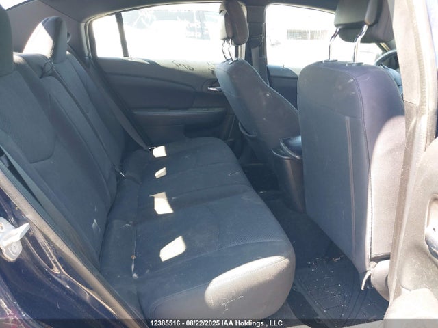 1C3CCBAB9EN115422 Chrysler 200