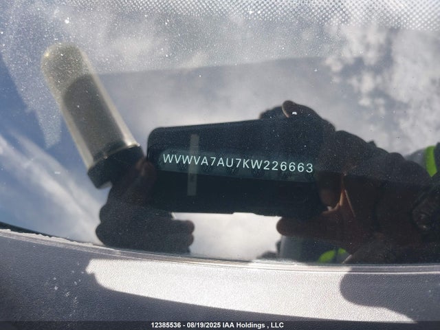 WVWVA7AU7KW226663 Volkswagen Golf R