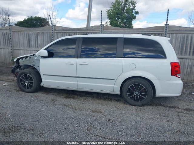 Dodge 2015 2015 2C4RDGDG3FR544003 Image 15