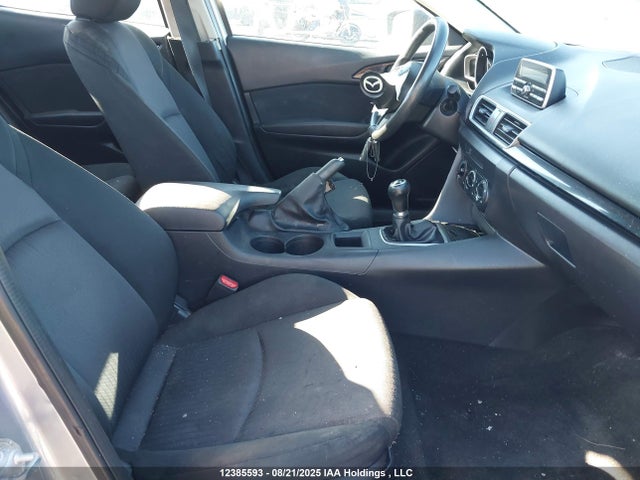 JM1BM1U73F1266111 Mazda pe