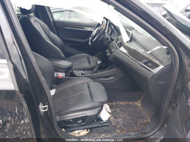 WBXHT3C30J5F92012 BMW X1