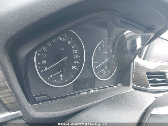 WBXHT3C30J5F92012 BMW X1