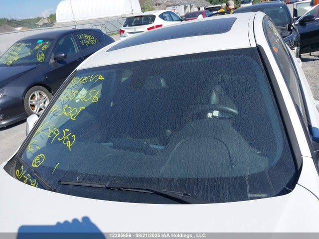 BMW 320i 2014 WBA3C3G55ENS69562 Image 16