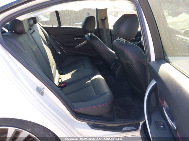 BMW 320i 2014 WBA3C3G55ENS69562 Image 8