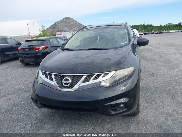 JN8AZ1MW8EW525508 Nissan 2014