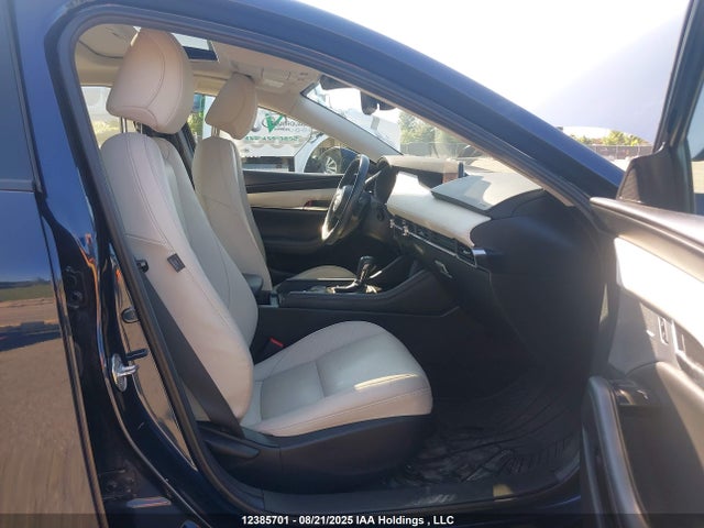3MZBPADM4LM137075 Mazda MAZDA3