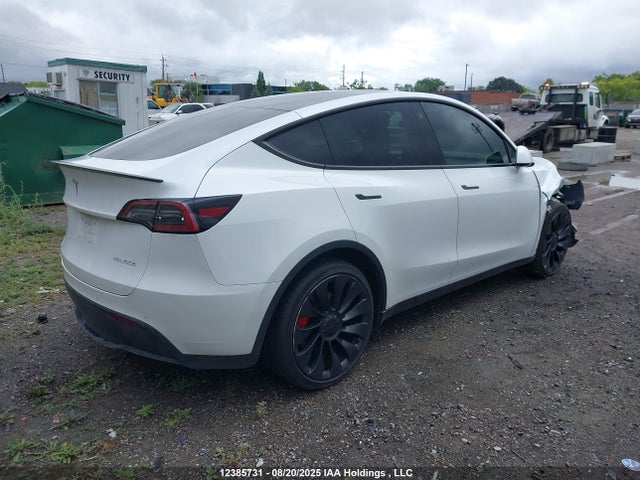 7SAYGDEF4NF466402 Tesla Model Y