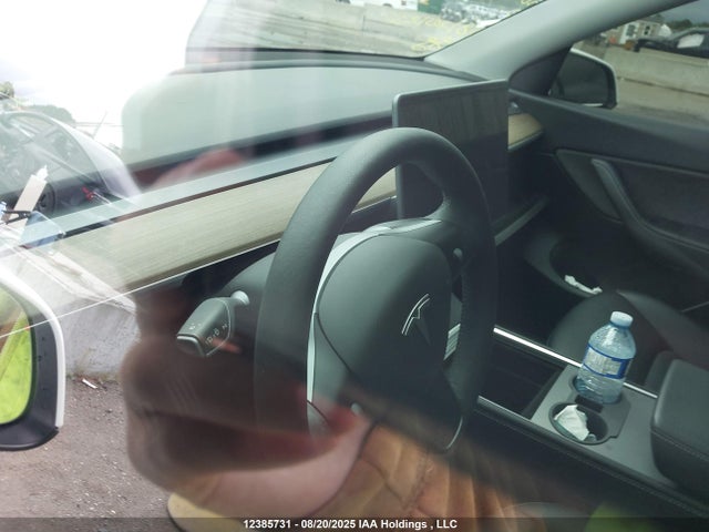 7SAYGDEF4NF466402 Tesla Model Y