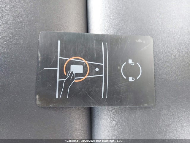 5YJ3E1EA9PF401385 Tesla MODEL 3