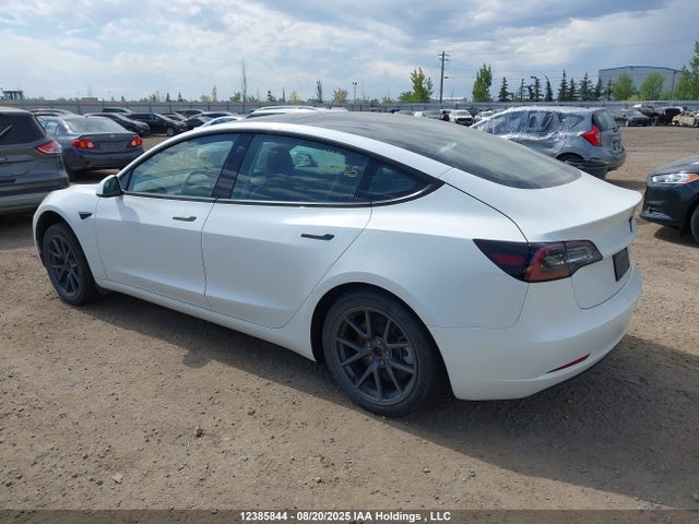 5YJ3E1EA9PF401385 Tesla MODEL 3