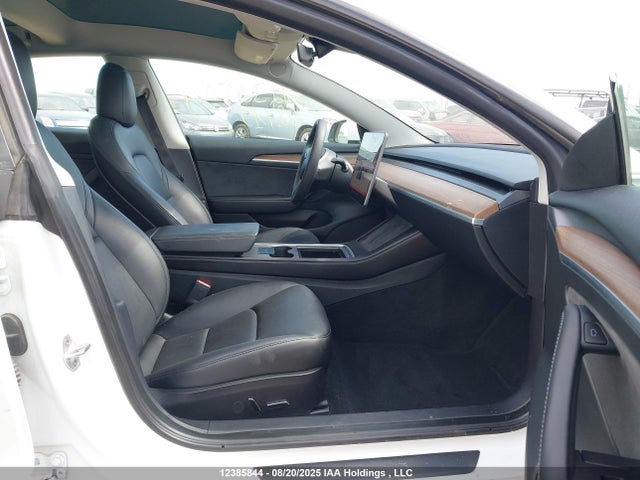 5YJ3E1EA9PF401385 Tesla MODEL 3