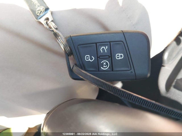 3VWEM7BU2PM002629 Volkswagen tsi