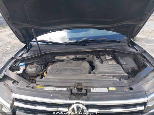 3VV4B7AX3JM129768 Volkswagen Tiguan