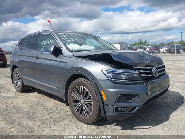 3VV4B7AX3JM129768 Volkswagen Tiguan