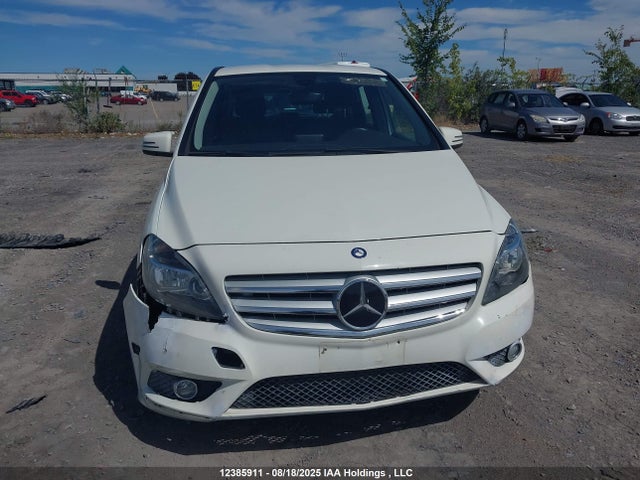 WDDMH4EB1EJ282460 Mercedes-Benz B-Class