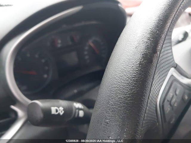 1G1ZD5ST2PF252493 Chevrolet lfv
