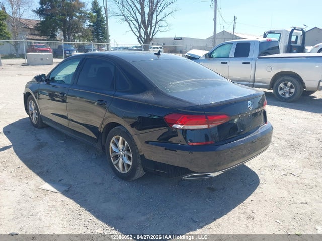 1VWAA7A3XLC018637 Volkswagen Passat