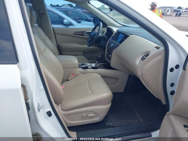 Nissan Pathfinder 2017 5N1DR2MM3HC657302 Image 5