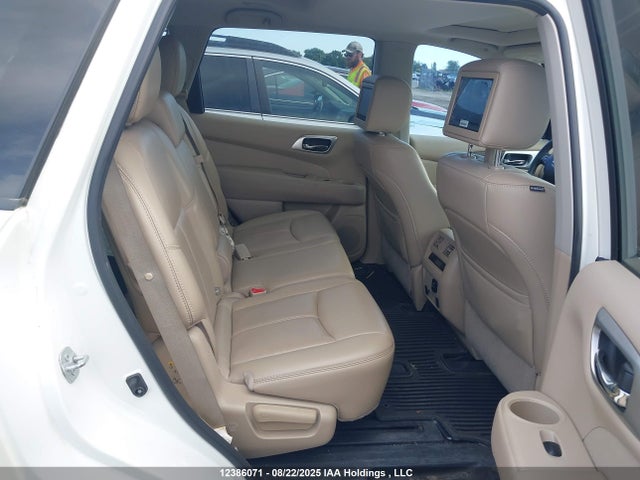 Nissan Pathfinder 2017 5N1DR2MM3HC657302 Image 8