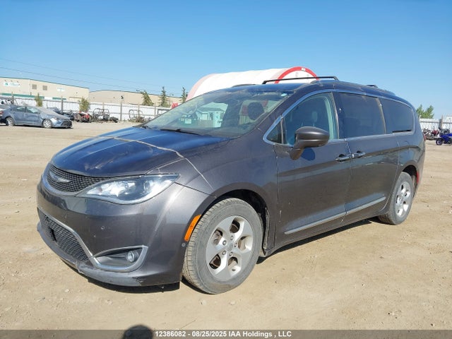 2C4RC1EG0HR545126 Chrysler Pacifica
