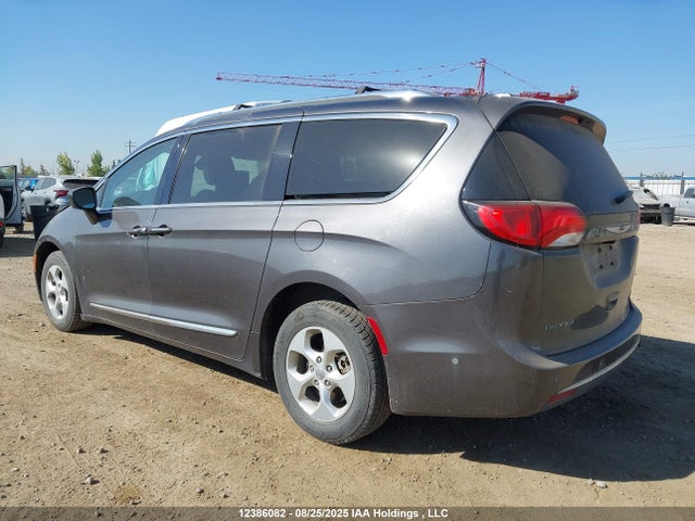 2C4RC1EG0HR545126 Chrysler Pacifica