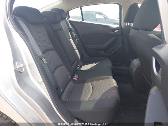 3MZBM1V73GM255786 Mazda pe