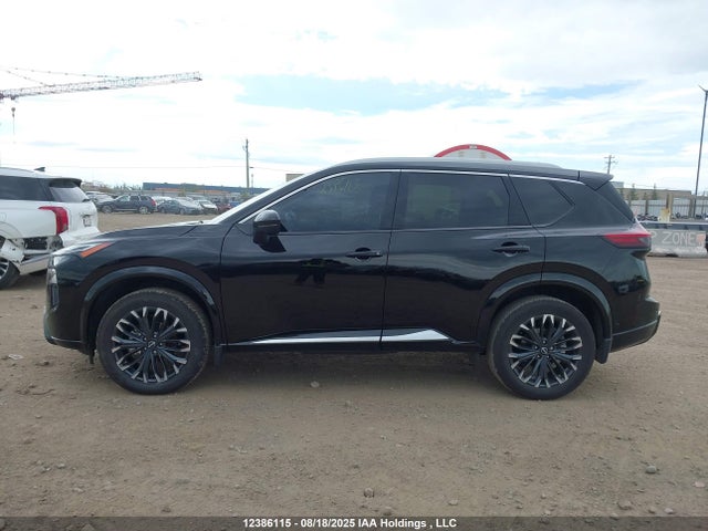 JN8BT3DD6RW452435 Nissan Rogue