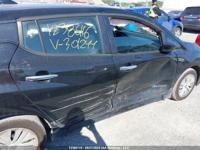 1N4AZ1CP8KC301244 Nissan Leaf